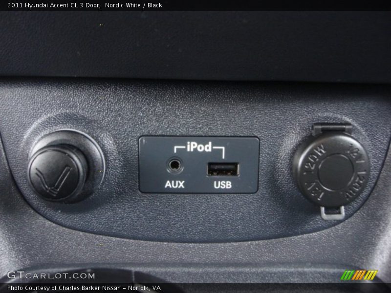 Controls of 2011 Accent GL 3 Door