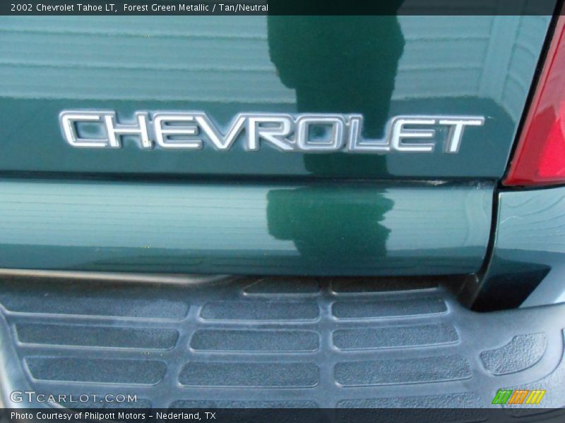 Forest Green Metallic / Tan/Neutral 2002 Chevrolet Tahoe LT