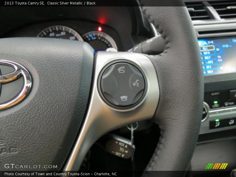 Classic Silver Metallic / Black 2013 Toyota Camry SE