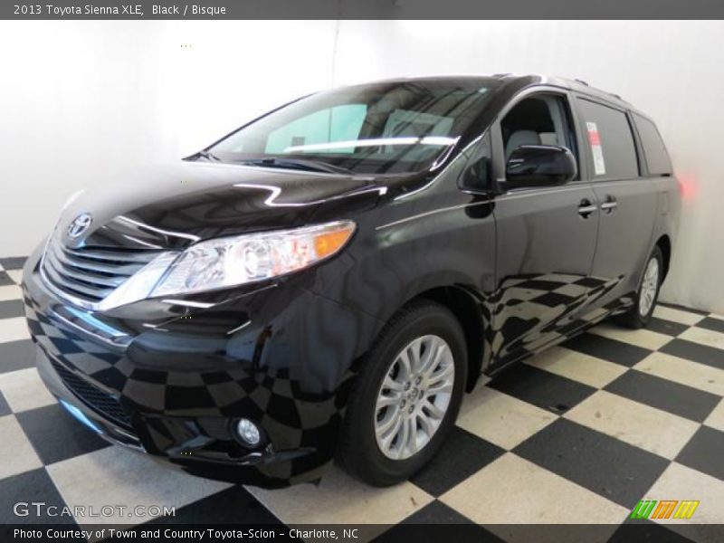 Black / Bisque 2013 Toyota Sienna XLE