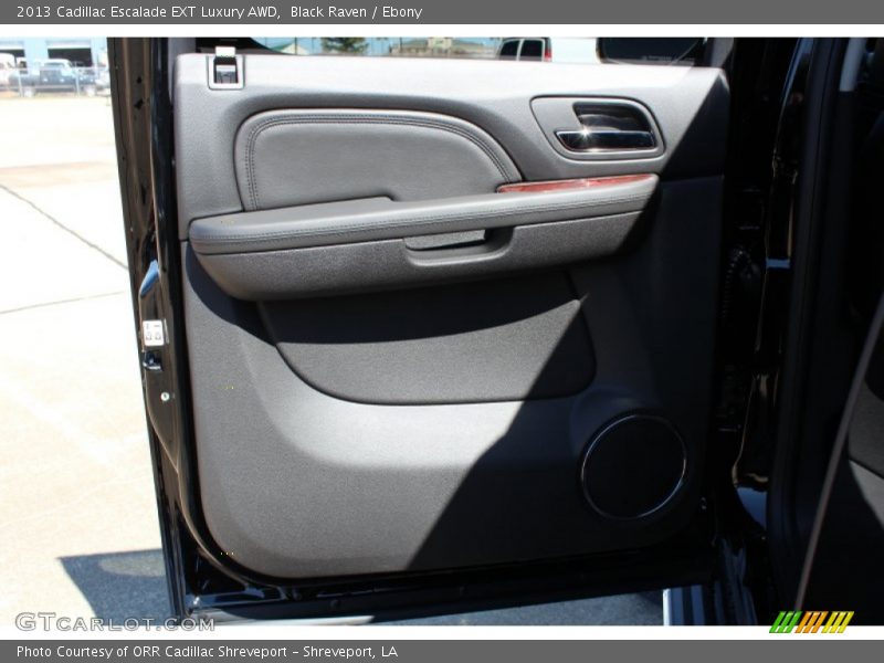 Black Raven / Ebony 2013 Cadillac Escalade EXT Luxury AWD