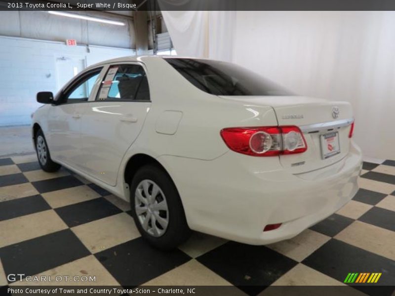 Super White / Bisque 2013 Toyota Corolla L