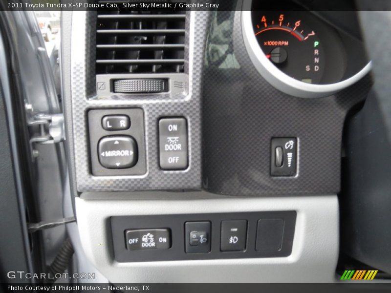 Controls of 2011 Tundra X-SP Double Cab