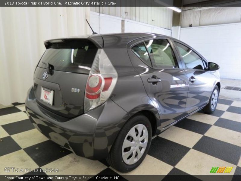 Magnetic Gray Metallic / Gray 2013 Toyota Prius c Hybrid One