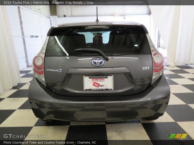Magnetic Gray Metallic / Gray 2013 Toyota Prius c Hybrid One