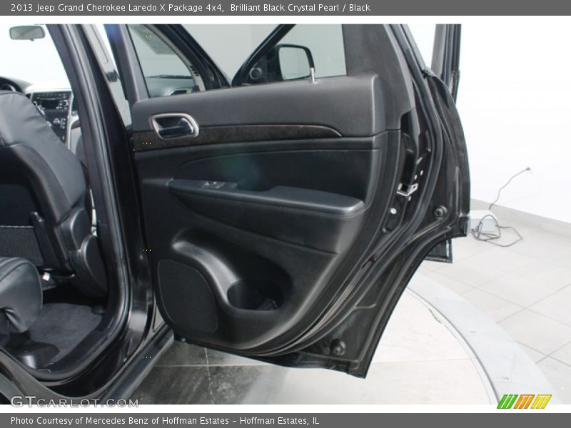 Brilliant Black Crystal Pearl / Black 2013 Jeep Grand Cherokee Laredo X Package 4x4