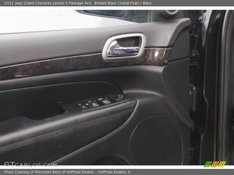 Brilliant Black Crystal Pearl / Black 2013 Jeep Grand Cherokee Laredo X Package 4x4