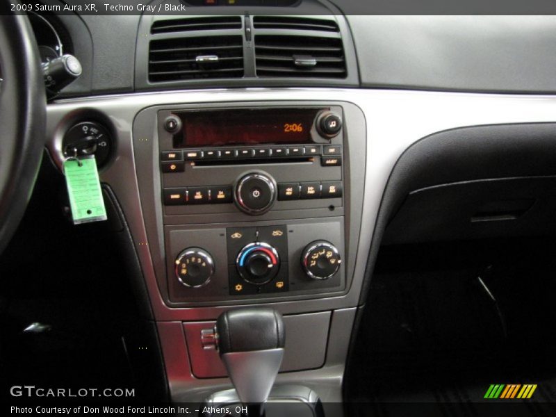 Techno Gray / Black 2009 Saturn Aura XR