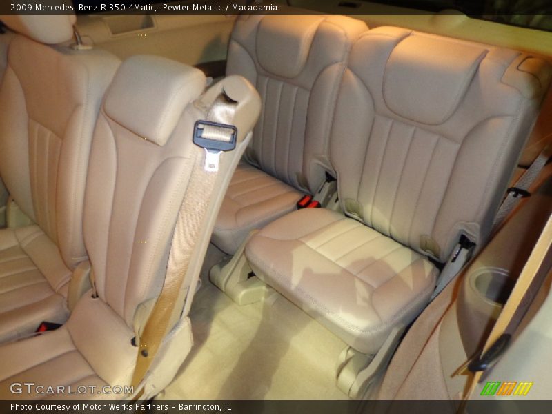 Pewter Metallic / Macadamia 2009 Mercedes-Benz R 350 4Matic