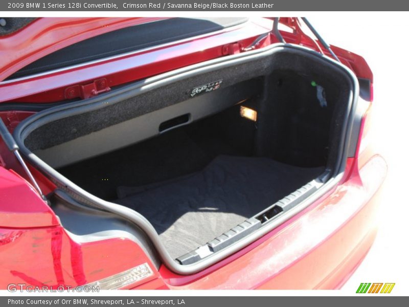  2009 1 Series 128i Convertible Trunk