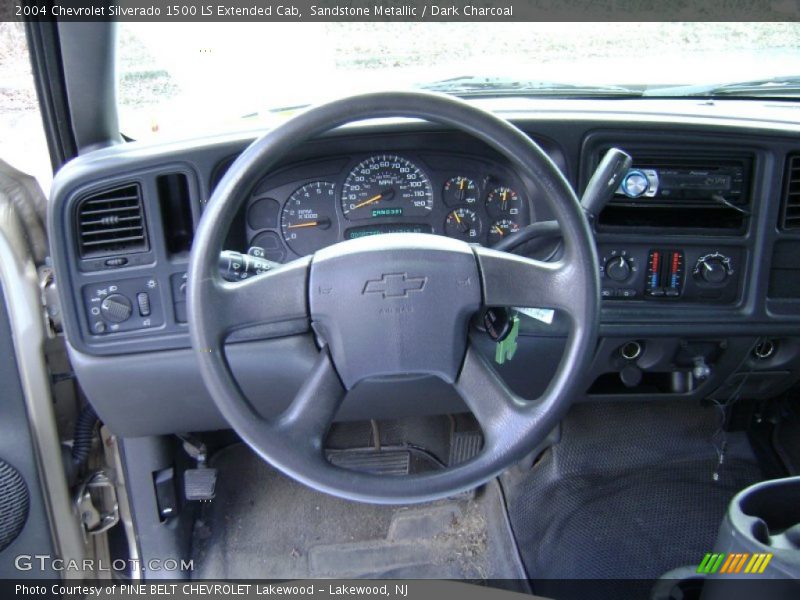 Sandstone Metallic / Dark Charcoal 2004 Chevrolet Silverado 1500 LS Extended Cab