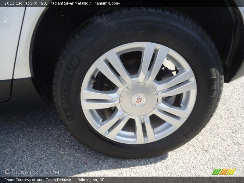 Radiant Silver Metallic / Titanium/Ebony 2011 Cadillac SRX FWD