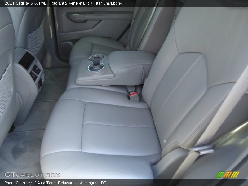 Radiant Silver Metallic / Titanium/Ebony 2011 Cadillac SRX FWD