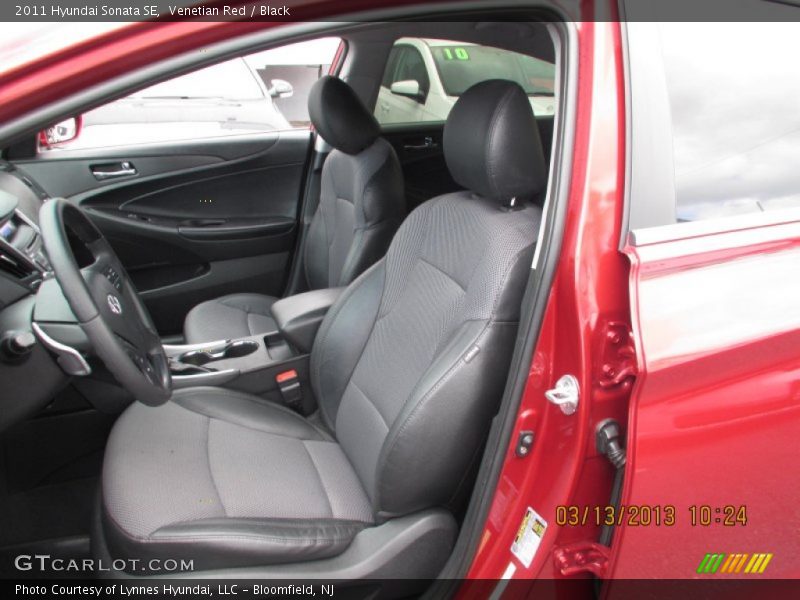 Venetian Red / Black 2011 Hyundai Sonata SE