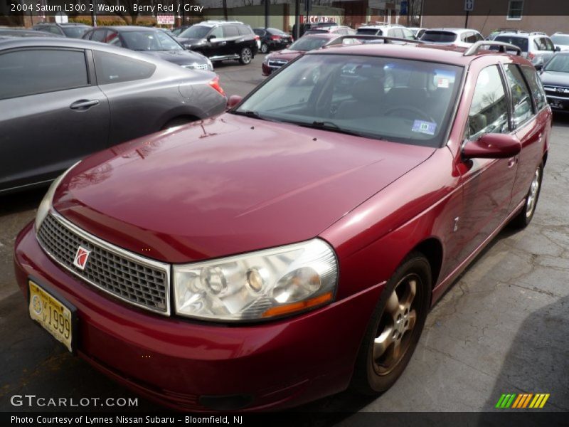 Berry Red / Gray 2004 Saturn L300 2 Wagon