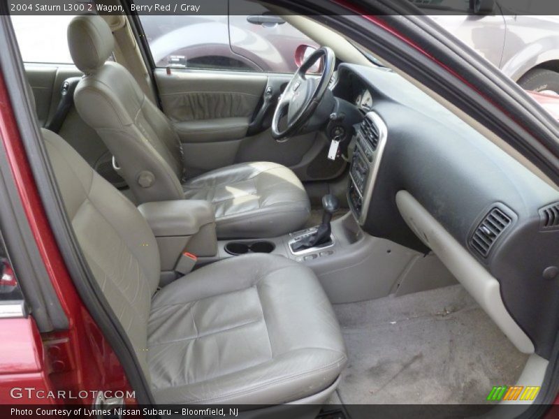  2004 L300 2 Wagon Gray Interior