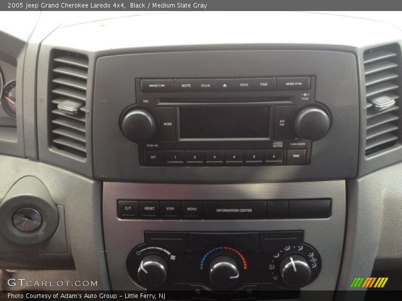 Black / Medium Slate Gray 2005 Jeep Grand Cherokee Laredo 4x4