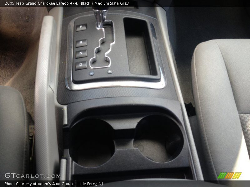 Black / Medium Slate Gray 2005 Jeep Grand Cherokee Laredo 4x4