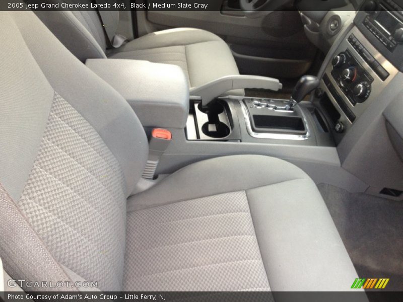 Black / Medium Slate Gray 2005 Jeep Grand Cherokee Laredo 4x4
