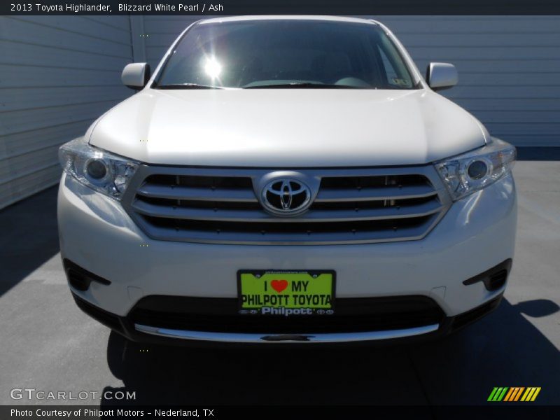 Blizzard White Pearl / Ash 2013 Toyota Highlander