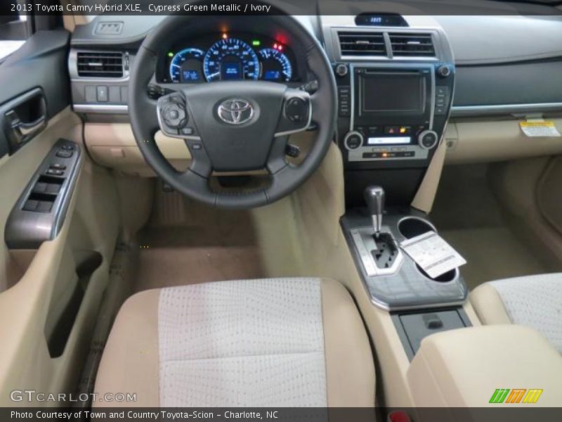 Cypress Green Metallic / Ivory 2013 Toyota Camry Hybrid XLE