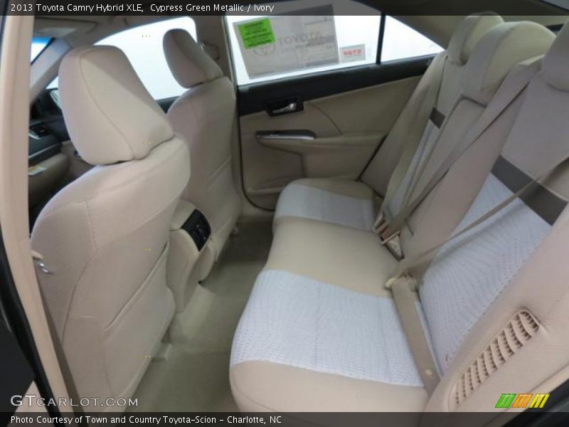 Cypress Green Metallic / Ivory 2013 Toyota Camry Hybrid XLE