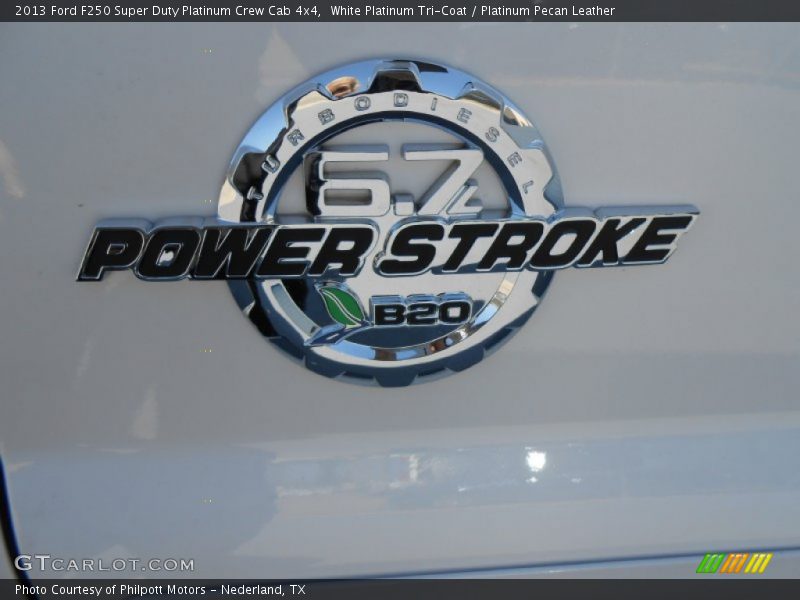  2013 F250 Super Duty Platinum Crew Cab 4x4 Logo