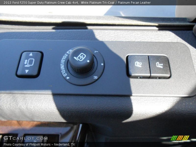 Controls of 2013 F250 Super Duty Platinum Crew Cab 4x4