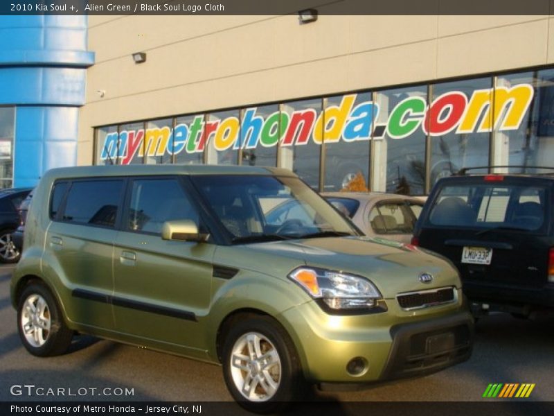 Alien Green / Black Soul Logo Cloth 2010 Kia Soul +