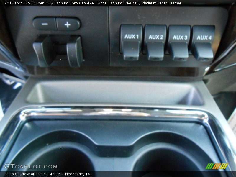 Controls of 2013 F250 Super Duty Platinum Crew Cab 4x4