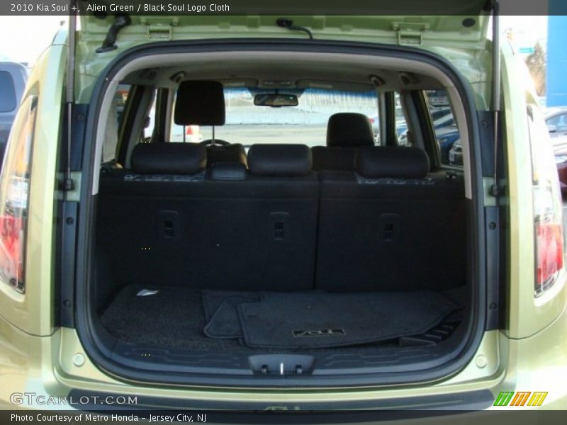 Alien Green / Black Soul Logo Cloth 2010 Kia Soul +