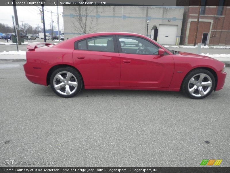 Redline 3-Coat Pearl / Black 2011 Dodge Charger R/T Plus