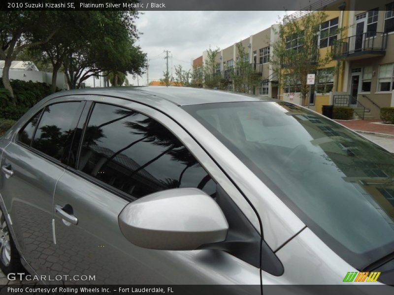 Platinum Silver Metallic / Black 2010 Suzuki Kizashi SE