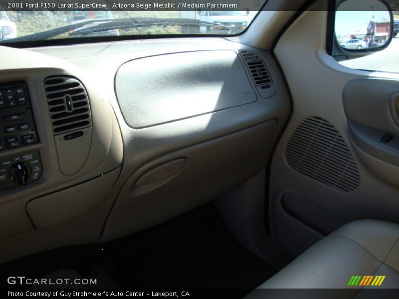 Arizona Beige Metallic / Medium Parchment 2001 Ford F150 Lariat SuperCrew
