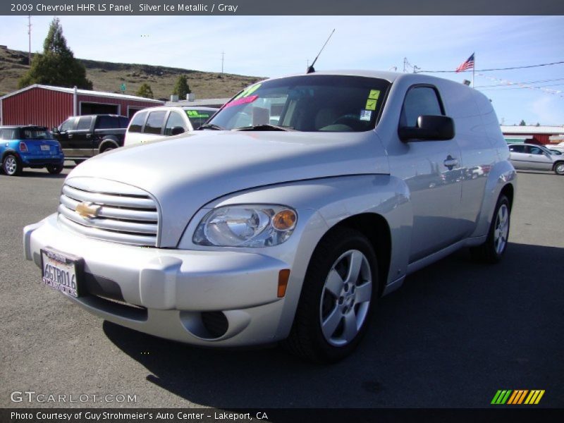 Silver Ice Metallic / Gray 2009 Chevrolet HHR LS Panel