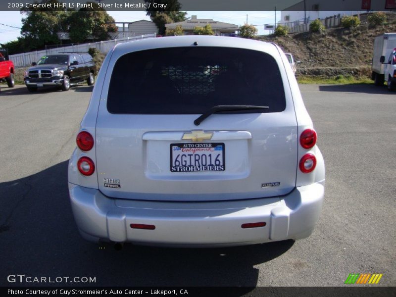 Silver Ice Metallic / Gray 2009 Chevrolet HHR LS Panel