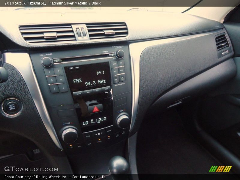 Platinum Silver Metallic / Black 2010 Suzuki Kizashi SE