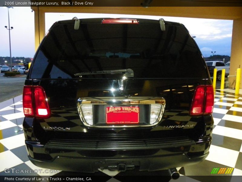 Black / Dove Grey 2006 Lincoln Navigator Luxury