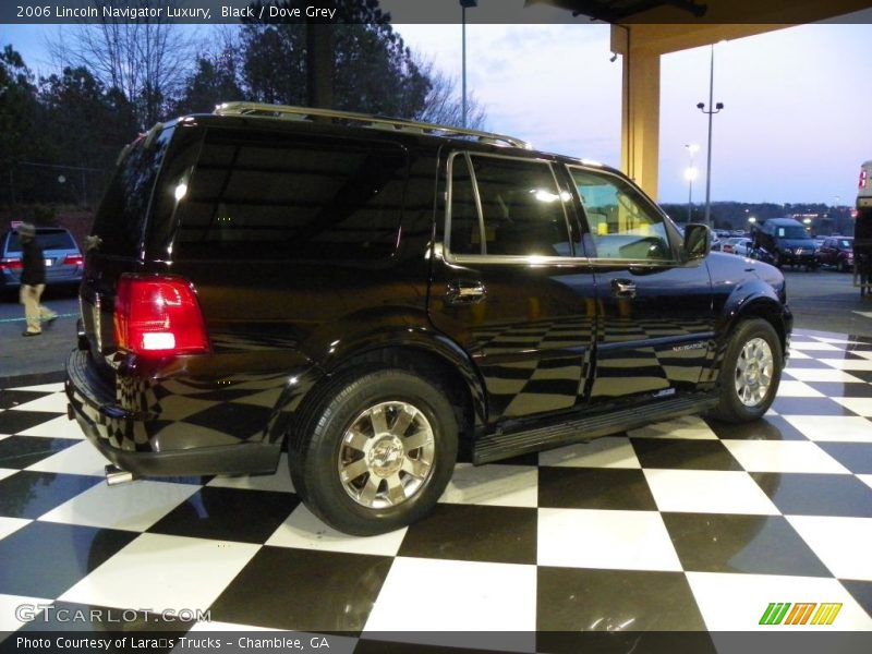 Black / Dove Grey 2006 Lincoln Navigator Luxury