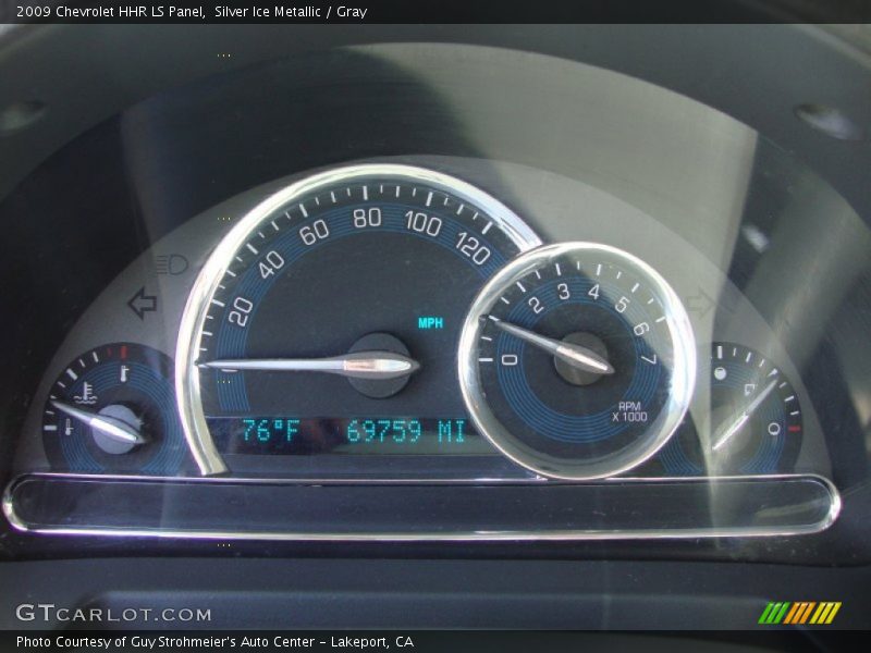Silver Ice Metallic / Gray 2009 Chevrolet HHR LS Panel