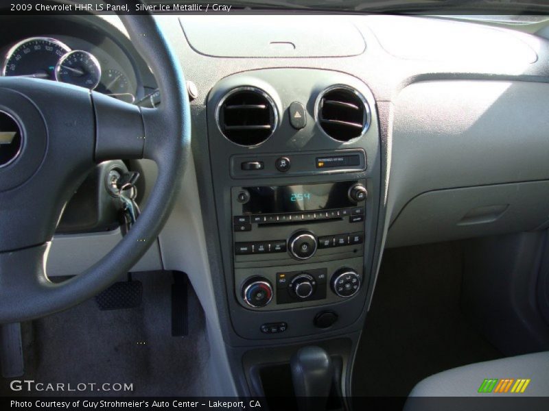 Silver Ice Metallic / Gray 2009 Chevrolet HHR LS Panel