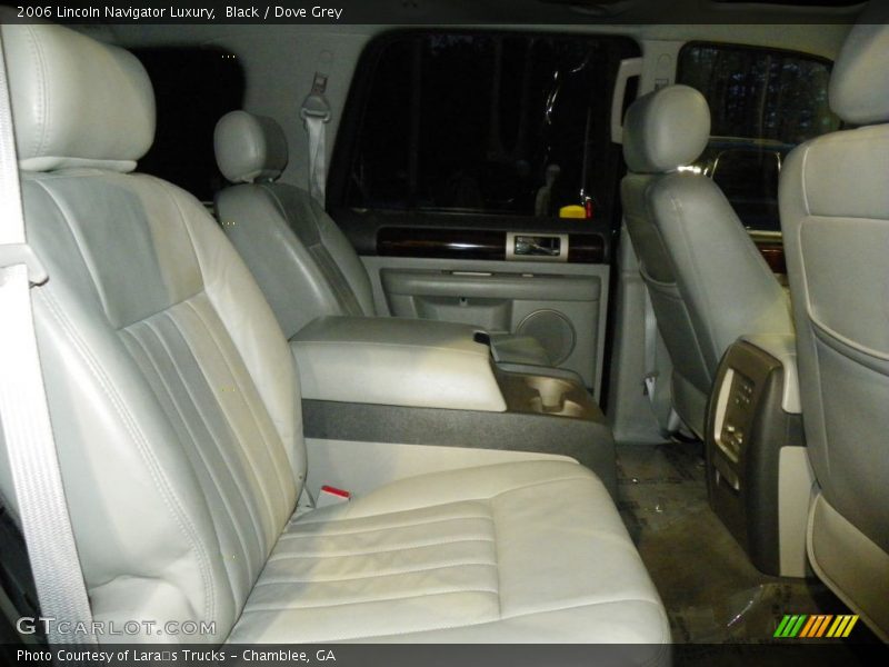 Black / Dove Grey 2006 Lincoln Navigator Luxury