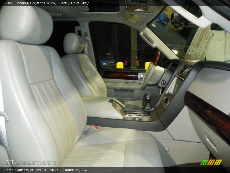 Black / Dove Grey 2006 Lincoln Navigator Luxury