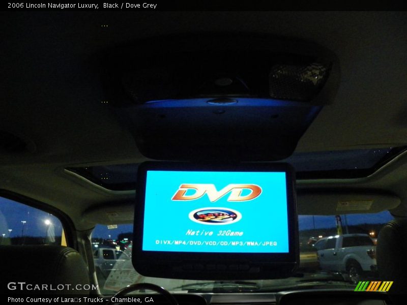 Black / Dove Grey 2006 Lincoln Navigator Luxury