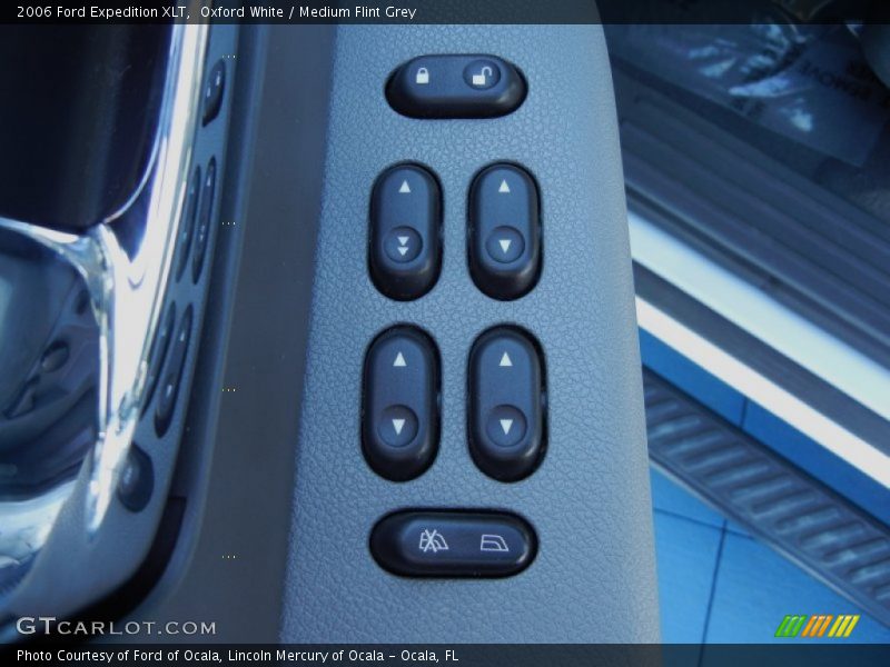 Oxford White / Medium Flint Grey 2006 Ford Expedition XLT