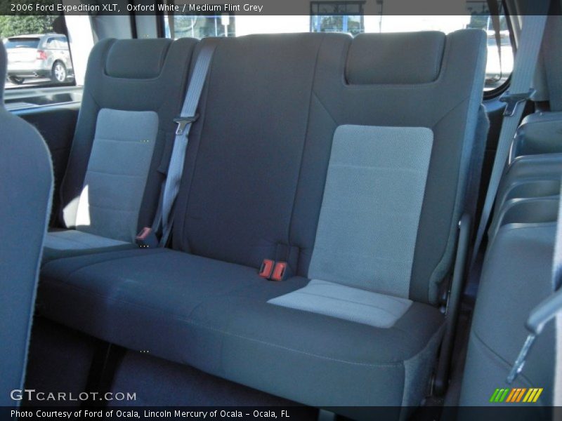 Oxford White / Medium Flint Grey 2006 Ford Expedition XLT