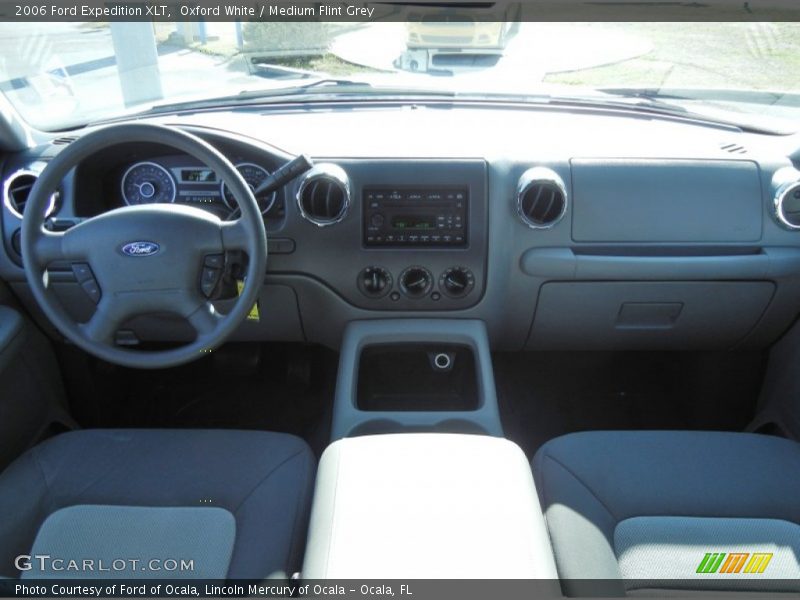 Oxford White / Medium Flint Grey 2006 Ford Expedition XLT
