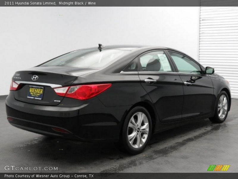 Midnight Black / Wine 2011 Hyundai Sonata Limited