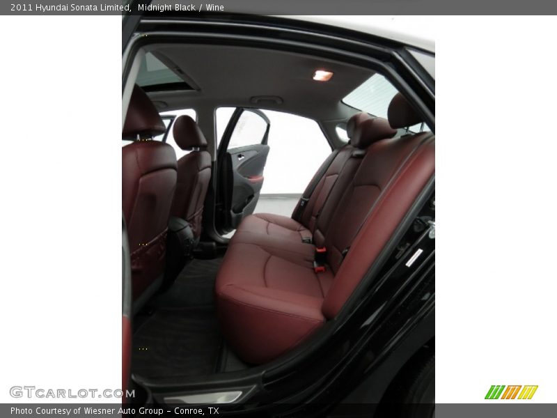 Midnight Black / Wine 2011 Hyundai Sonata Limited
