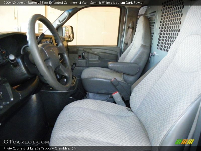 Front Seat of 2004 Express 3500 Extended Commercial Van